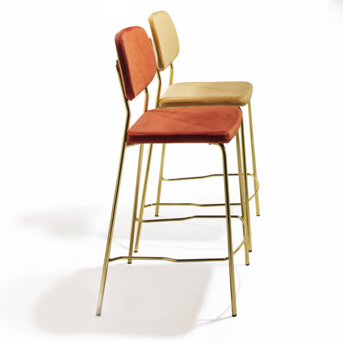 Sgabello con sedile e schienale in velluto LA SEGGIOLA Ginger stool